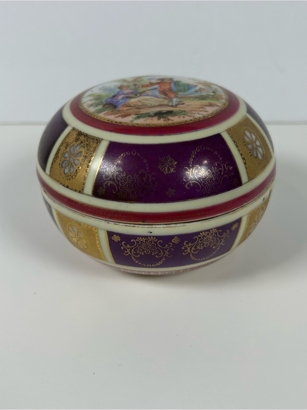 Vintage Victoria Czech Porcelain Trinket Jewelry Box Purple Gold Courting Couple